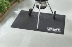 Weber® Floor Protection Mat -BBQ Kingdom 17897Y2 901x610 18ec3f6 1 53085.1627811189
