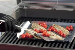 Weber® Deluxe Grilling Pan -BBQ Kingdom 6435M2 900x761 cc10ef9 1 52523.1627220543