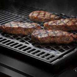 Weber® Crafted Dual-Sided Sear Grate 6 Weber® Crafted Dual-Sided Sear Grate -BBQ Kingdom 7670 Lifestyle 1 86719.1642411694