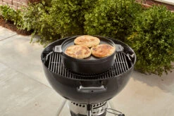 Weber® Dutch Oven Griddle Duo 2 In 1 -BBQ Kingdom 8857 8859 Food 10 rgb 900x600 53107e2 90049.1626687398