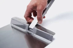 Broil King Pizza Peel -BBQ Kingdom BK 69800 action 02 900x599 79597.1675431376