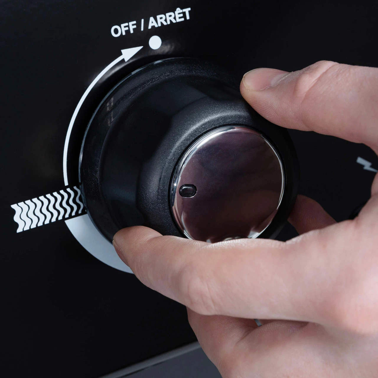 Broil King Crown 410 Gas Barbecue 10 Broil King Crown 410 Gas Barbecue - Image 10