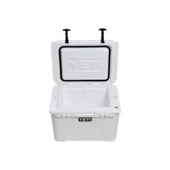 YETI Tundra 35 Hard Cooler - White 5 YETI Tundra 35 Hard Cooler - White -BBQ Kingdom yeti tundra 35 hard cooler white 2 37420.1628087355